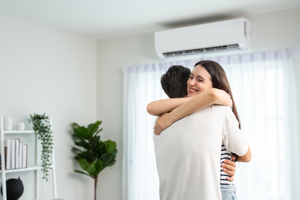 Is Your Hvac System Sized Correctly For Your Home (1) HVAC technician performing a Manual J load calculation for AC sizing